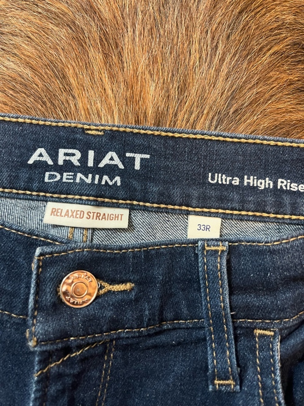 Ariat Dark Blue Relaxed Straight Denim Jeans size 33R - Picture 2 of 5